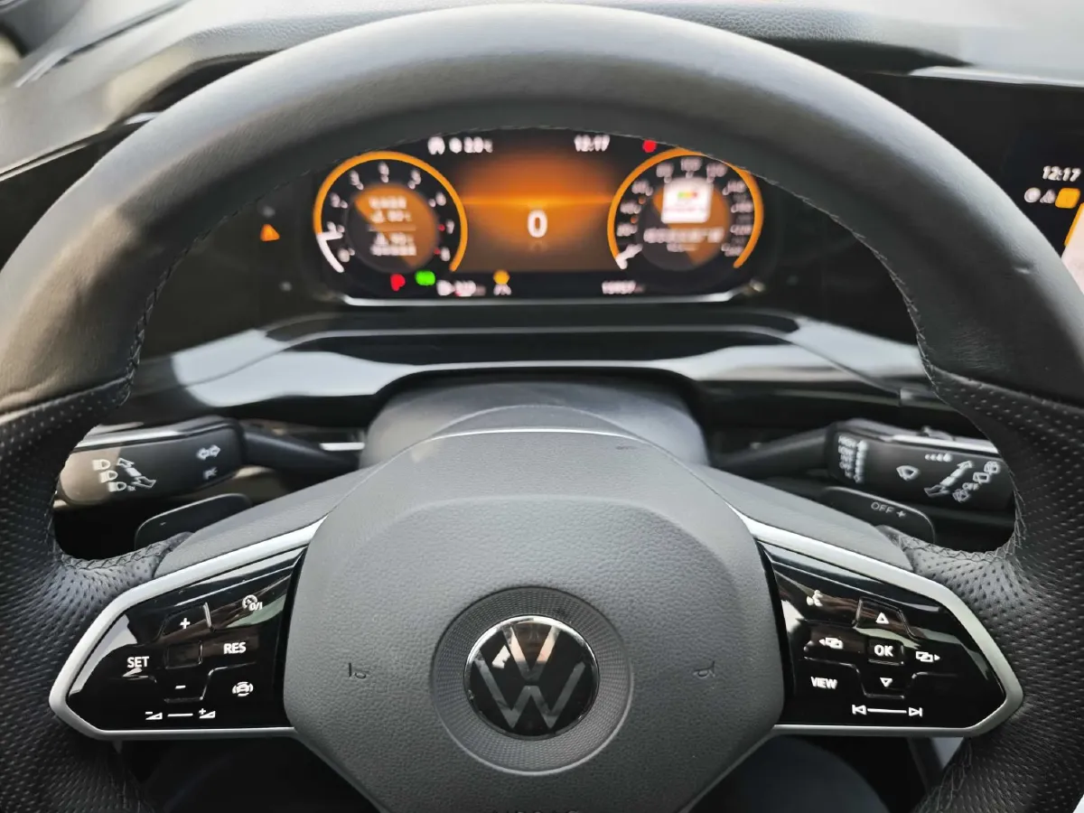 2023 Volkswagen Golf 1.4T 150HP L4 7DCT,autocango,china used car exporter,china ev exporter,chinese used car exporter,chinese used ev exporter