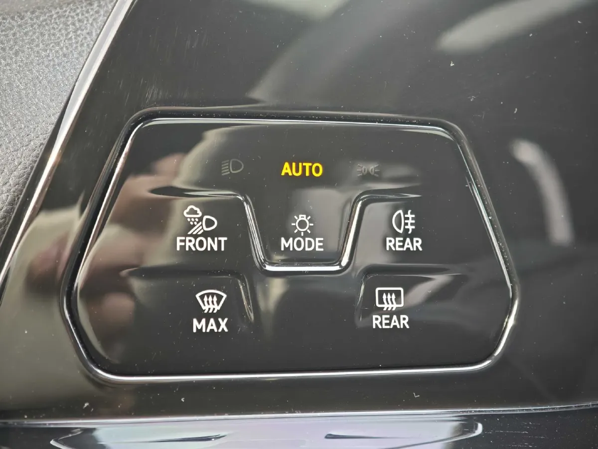 2023 Volkswagen Golf 1.4T 150HP L4 7DCT,autocango,china used car exporter,china ev exporter,chinese used car exporter,chinese used ev exporter