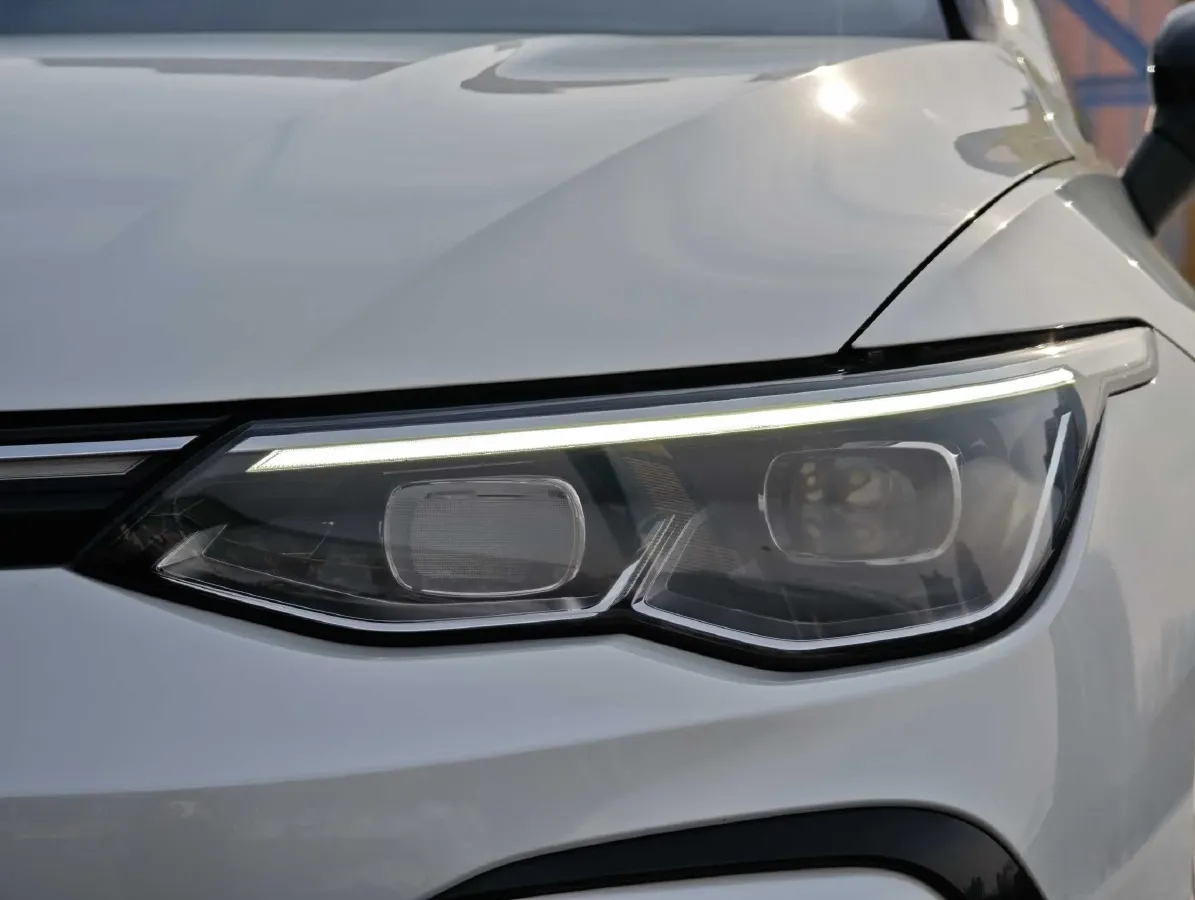 2023 Volkswagen Golf 1.4T 150HP L4 7DCT,autocango,china used car exporter,china ev exporter,chinese used car exporter,chinese used ev exporter