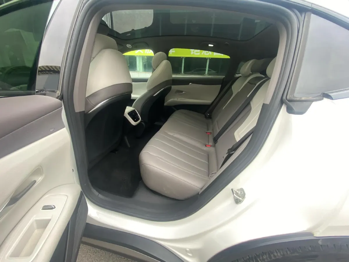 2025 Deepal L07 1.5L 98HP L4 REEV 35.07KWH,autocango,china used car exporter,china ev exporter,chinese used car exporter,chinese used ev exporter