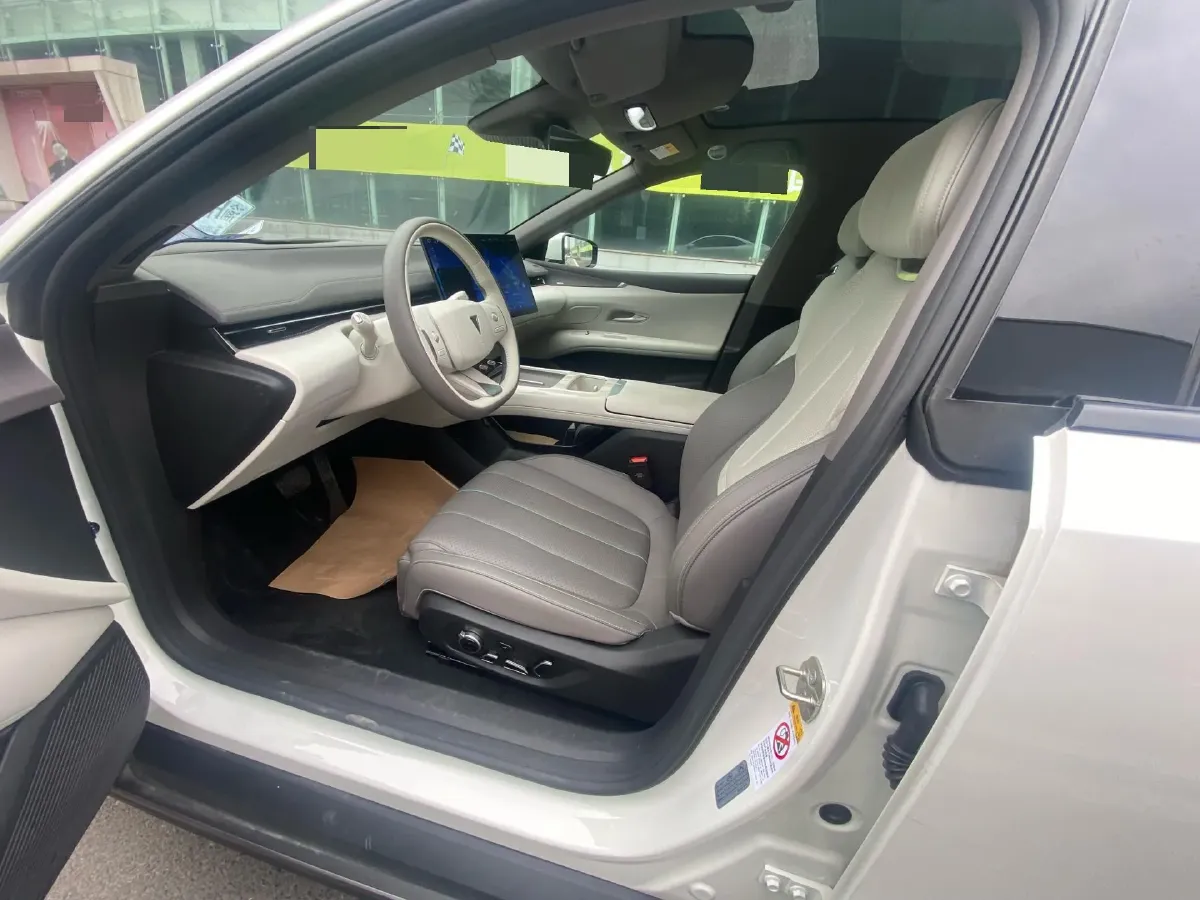 2025 Deepal L07 1.5L 98HP L4 REEV 35.07KWH,autocango,china used car exporter,china ev exporter,chinese used car exporter,chinese used ev exporter