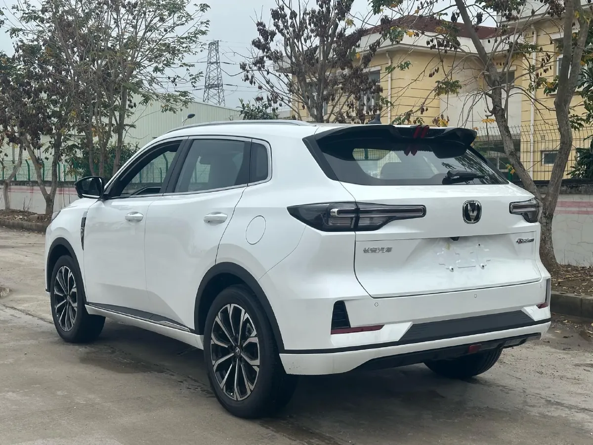 2025 ChangAn CS55PLUS PHEV 1.5L 98HP L4 E-CVT PHEV,autocango,china used car exporter,china ev exporter,chinese used car exporter,chinese used ev exporter