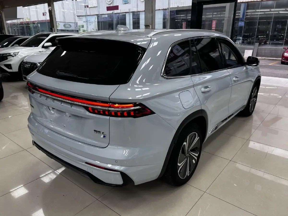 2022 Citroen C5 X 1.6T 175HP L4 8AT,autocango,china used car exporter,china ev exporter,chinese used car exporter,chinese used ev exporter
