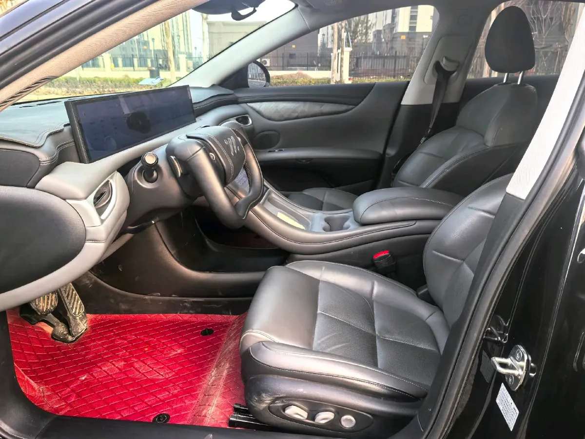 2024 IM L6 BEV 75KWH,autocango,china used car exporter,china ev exporter,chinese used car exporter,chinese used ev exporter