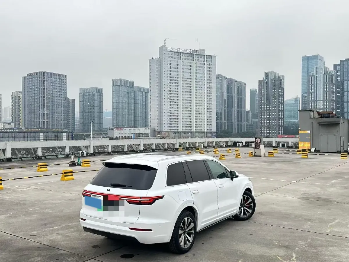 2021 Li ONE Range Extended 131HP REEV 40.5KWH,autocango,china used car exporter,china ev exporter,chinese used car exporter,chinese used ev exporter