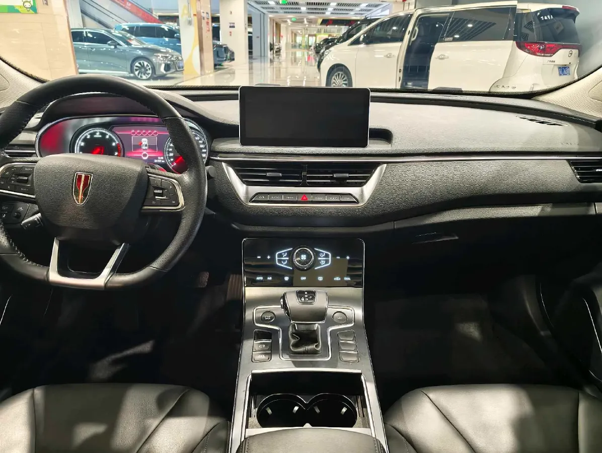 2020 HongQi H5 1.8T 197HP L4 6AT,autocango,china used car exporter,china ev exporter,chinese used car exporter,chinese used ev exporter