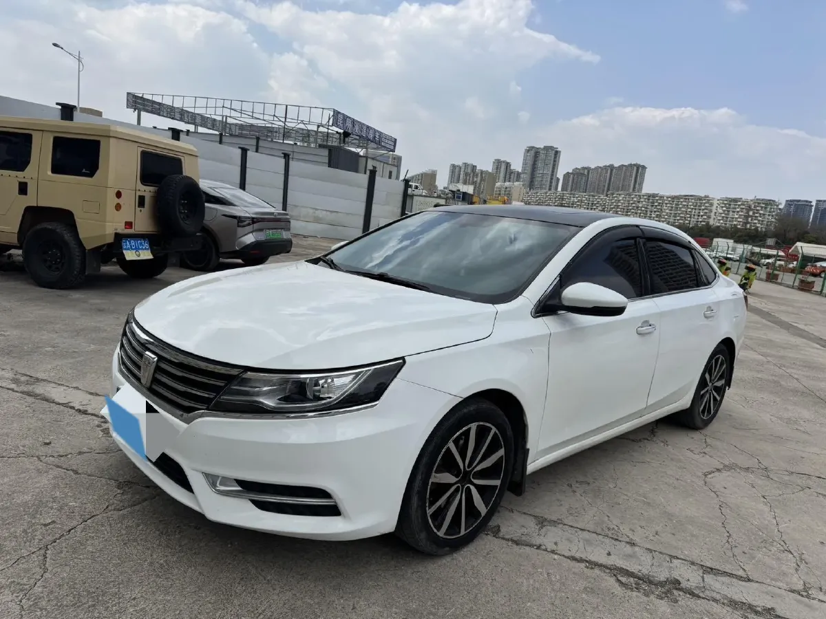 2018 Roewe i6 1.5T 169HP L4 7DCT,autocango,china used car exporter,china ev exporter,chinese used car exporter,chinese used ev exporter