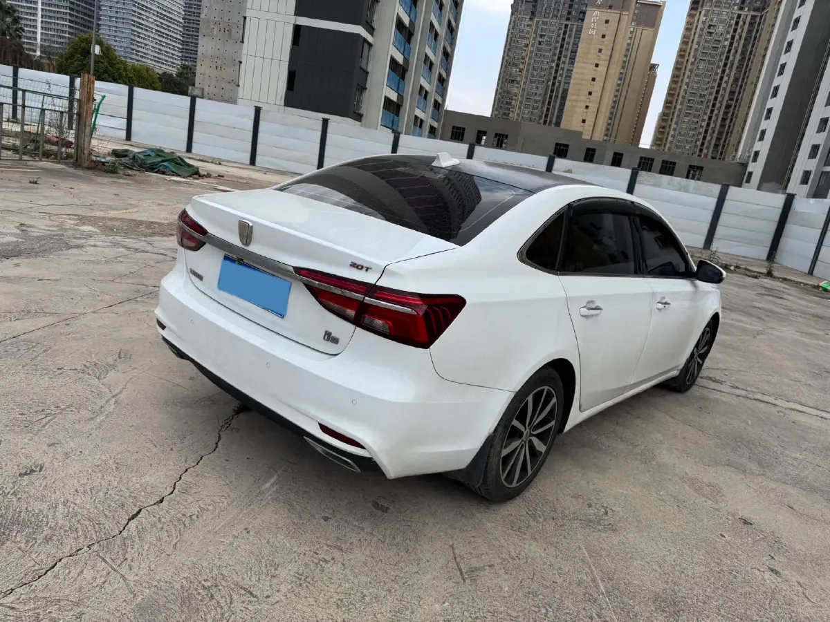 2018 Roewe i6 1.5T 169HP L4 7DCT,autocango,china used car exporter,china ev exporter,chinese used car exporter,chinese used ev exporter
