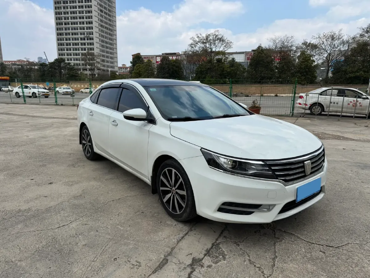 2018 Roewe i6 1.5T 169HP L4 7DCT,autocango,china used car exporter,china ev exporter,chinese used car exporter,chinese used ev exporter