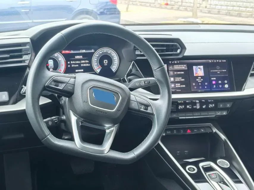 2025 Audi A3 1.5T 160HP L4 7DCT,autocango,china used car exporter,china ev exporter,chinese used car exporter,chinese used ev exporter