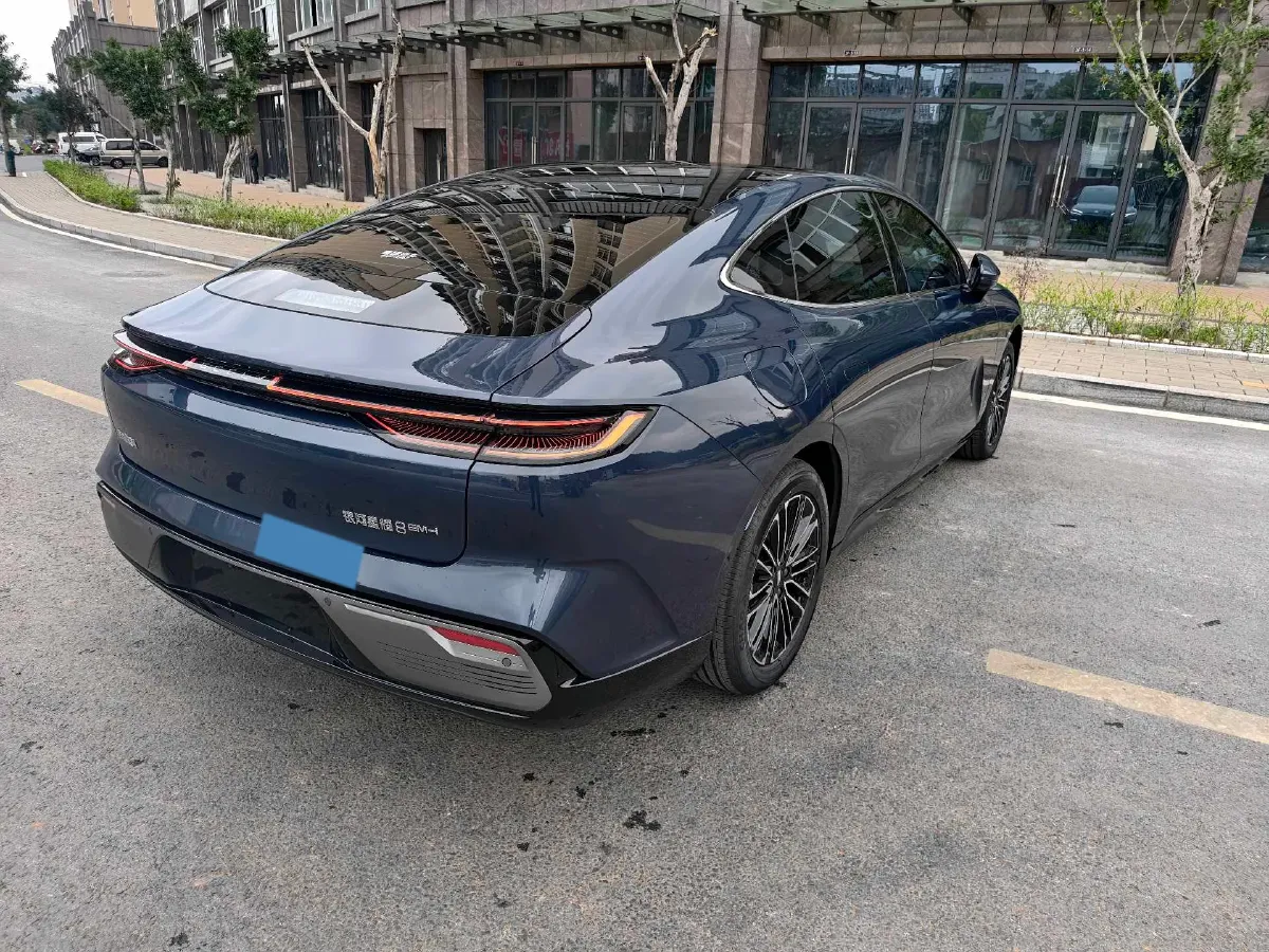 2025 Geely Galaxy Starshine 8 1.5L 112HP L4 1DHT PHEV,autocango,china used car exporter,china ev exporter,chinese used car exporter,chinese used ev exporter