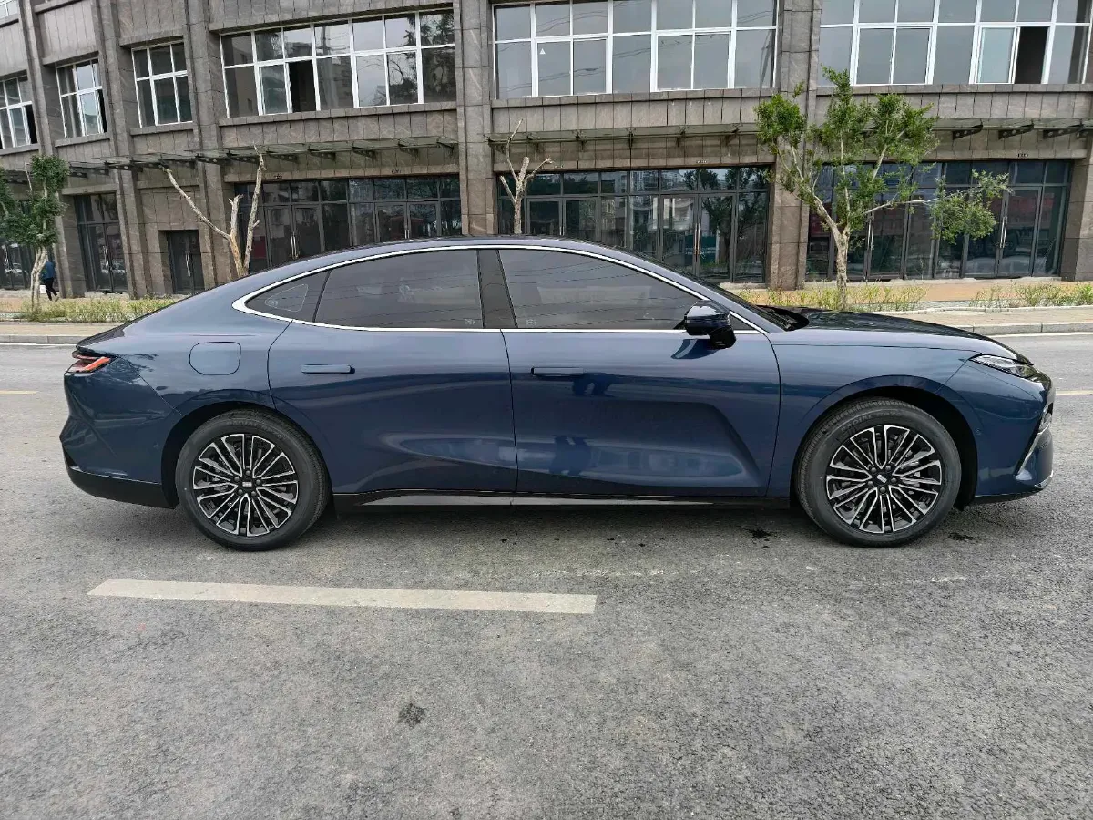 2025 Geely Galaxy Starshine 8 1.5L 112HP L4 1DHT PHEV,autocango,china used car exporter,china ev exporter,chinese used car exporter,chinese used ev exporter