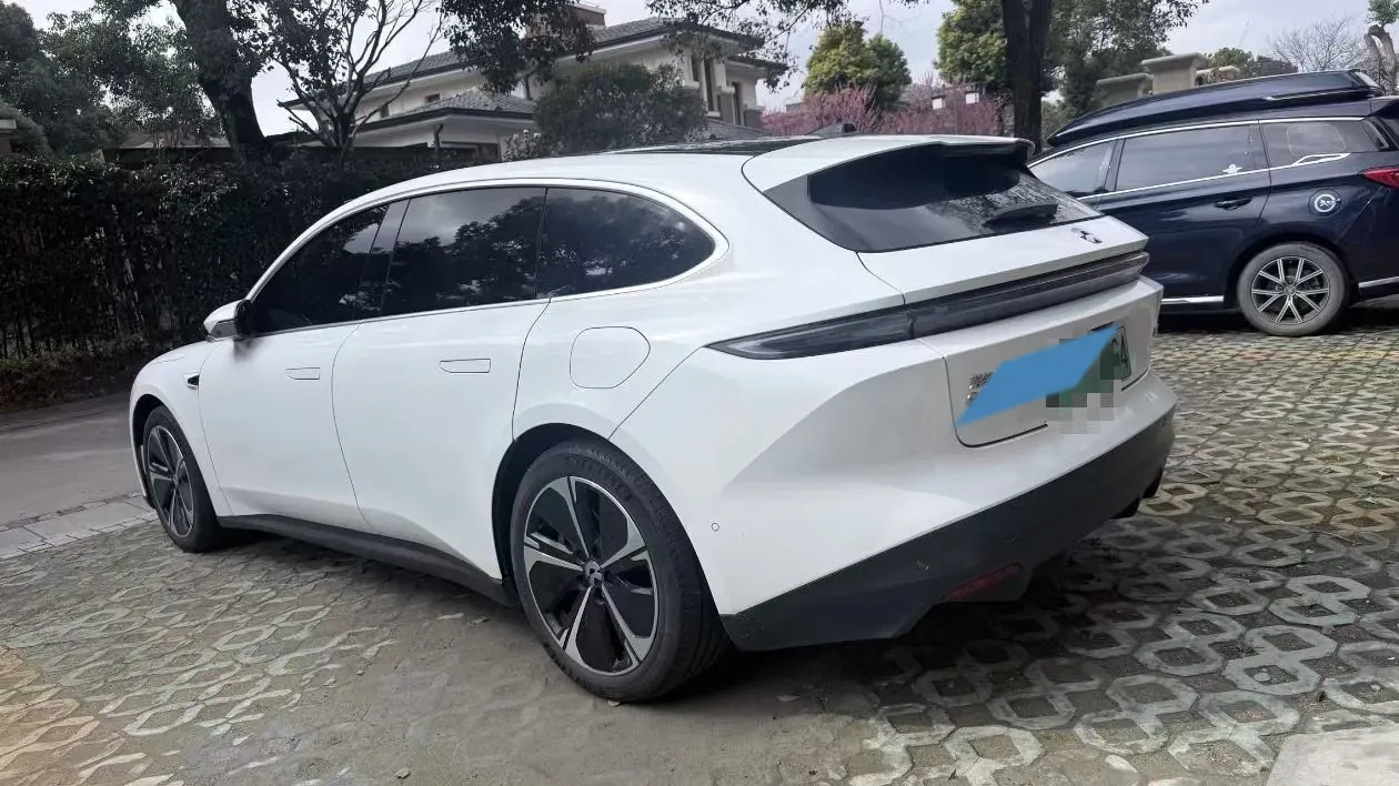 2023 NIO ET5T BEV 75KWH,autocango,china used car exporter,china ev exporter,chinese used car exporter,chinese used ev exporter