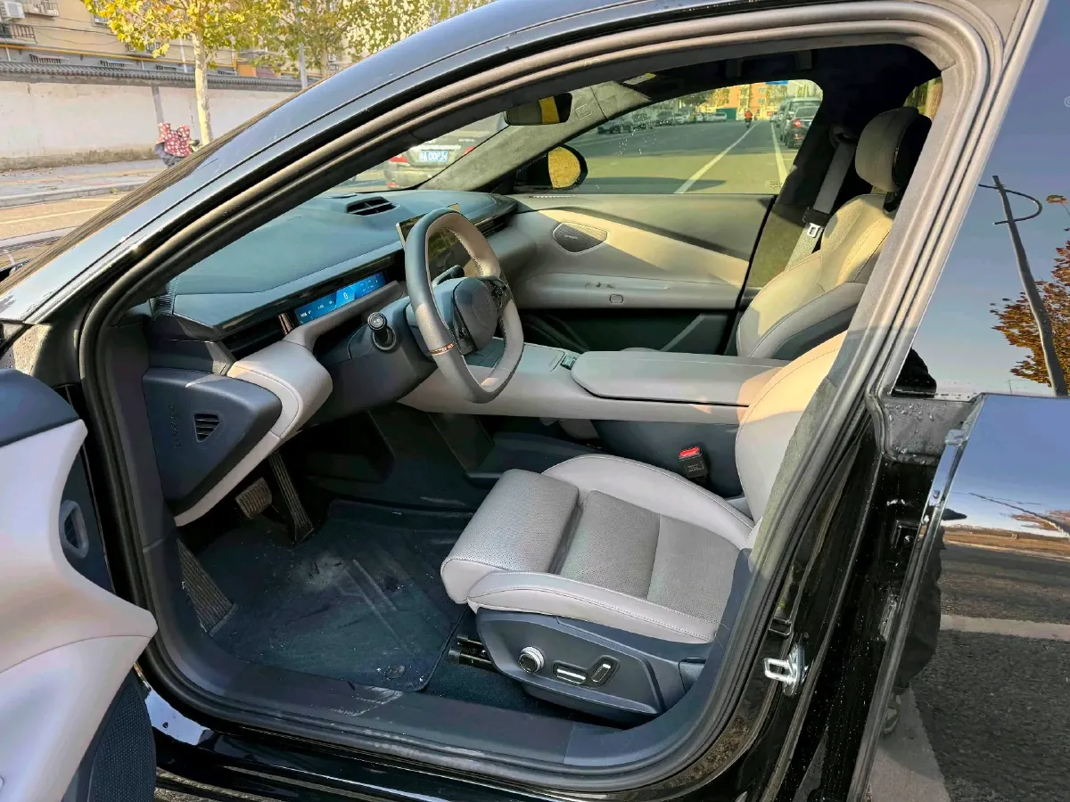 2025 Lexus NX 2.0L 169HP L4 CVT,autocango,china used car exporter,china ev exporter,chinese used car exporter,chinese used ev exporter