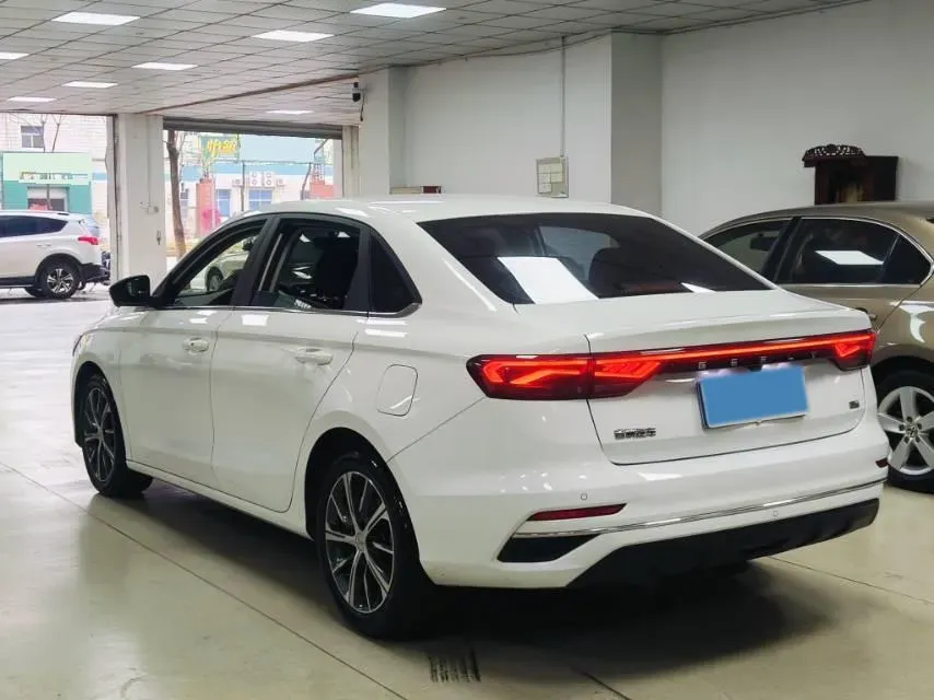 2022 Geely Emgrand 1.5L 114HP L4 CVT,autocango,china used car exporter,china ev exporter,chinese used car exporter,chinese used ev exporter