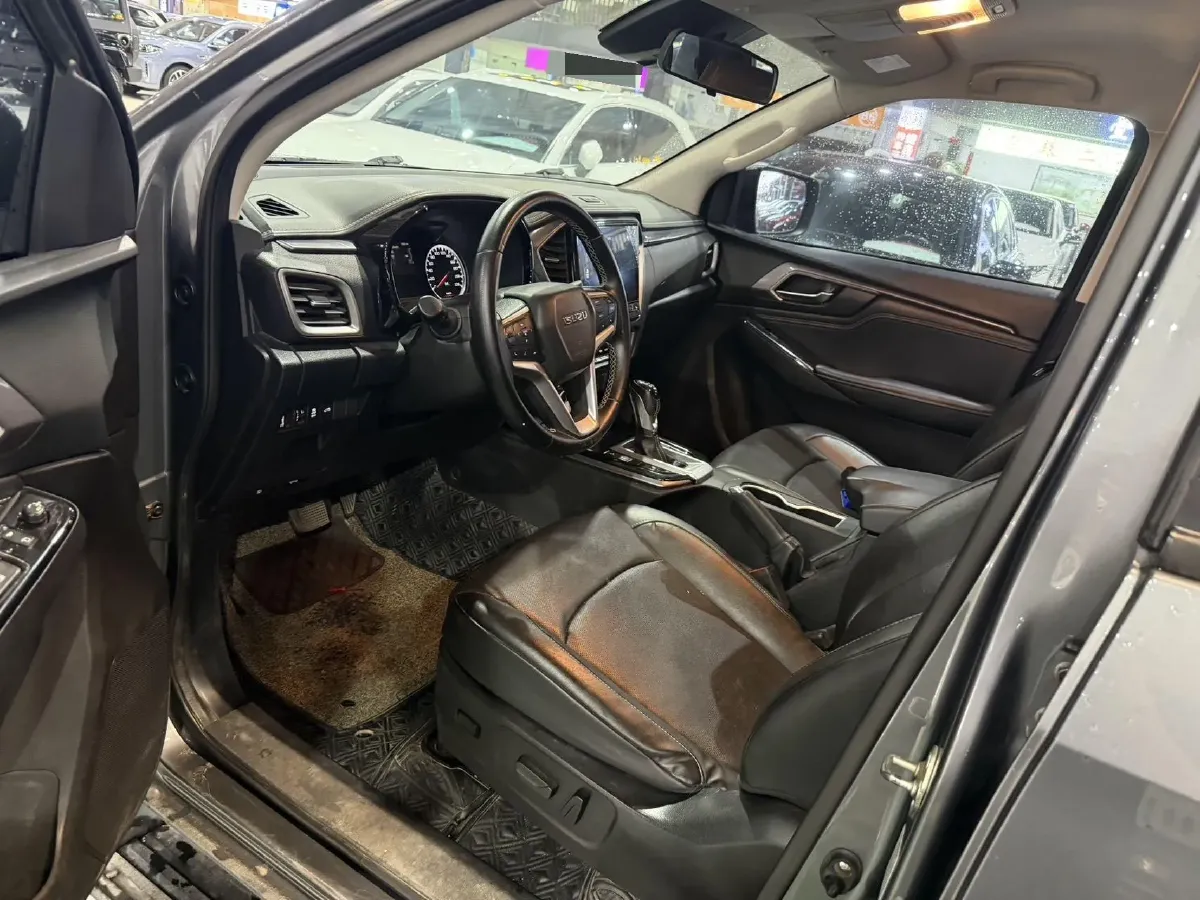 2021 Isuzu D-MAX 1.9T 163HP L4 6AT,autocango,china used car exporter,china ev exporter,chinese used car exporter,chinese used ev exporter