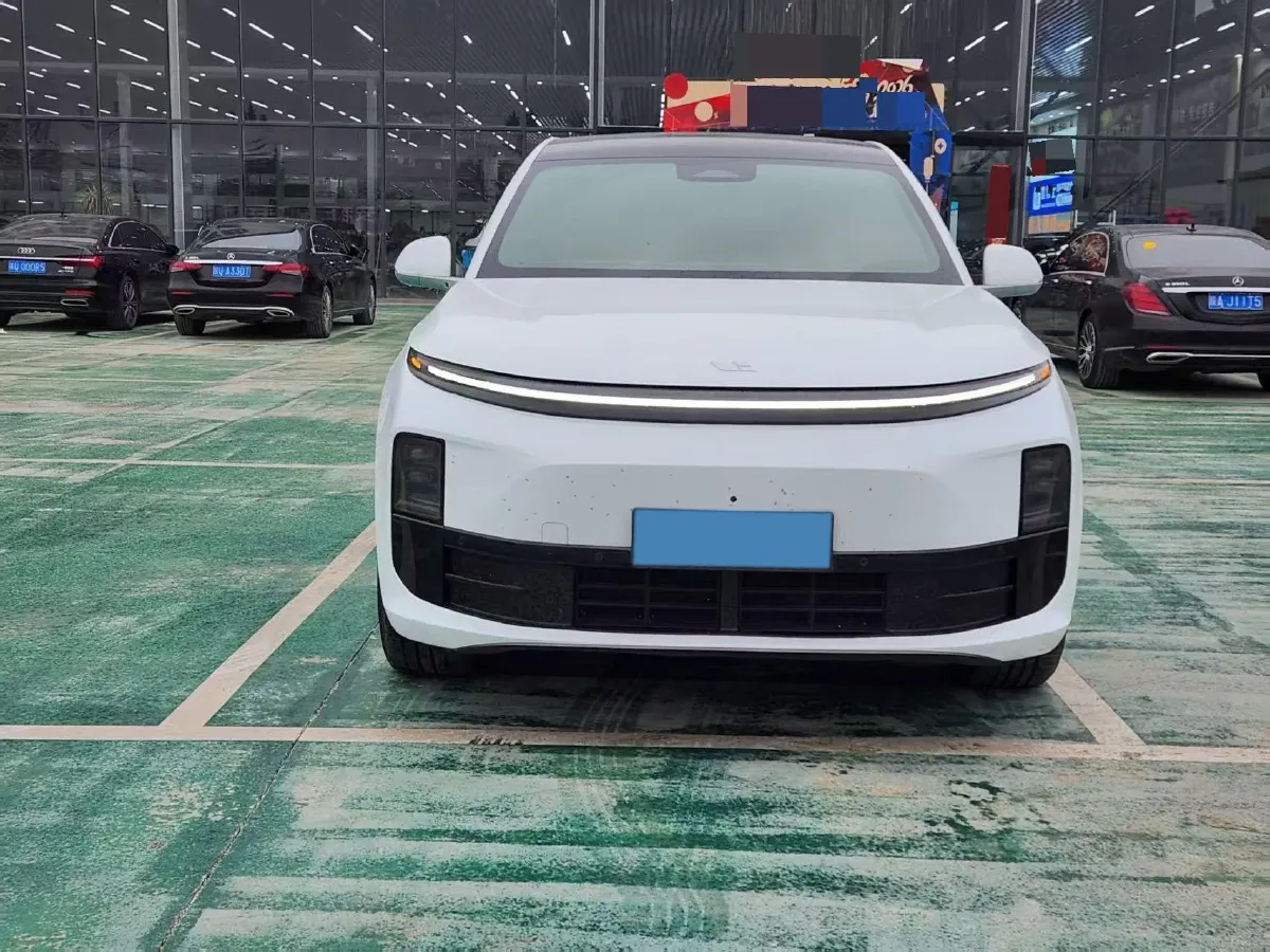 2025 Li L6 Range Extended 154HP L4 REEV,autocango,china used car exporter,china ev exporter,chinese used car exporter,chinese used ev exporter