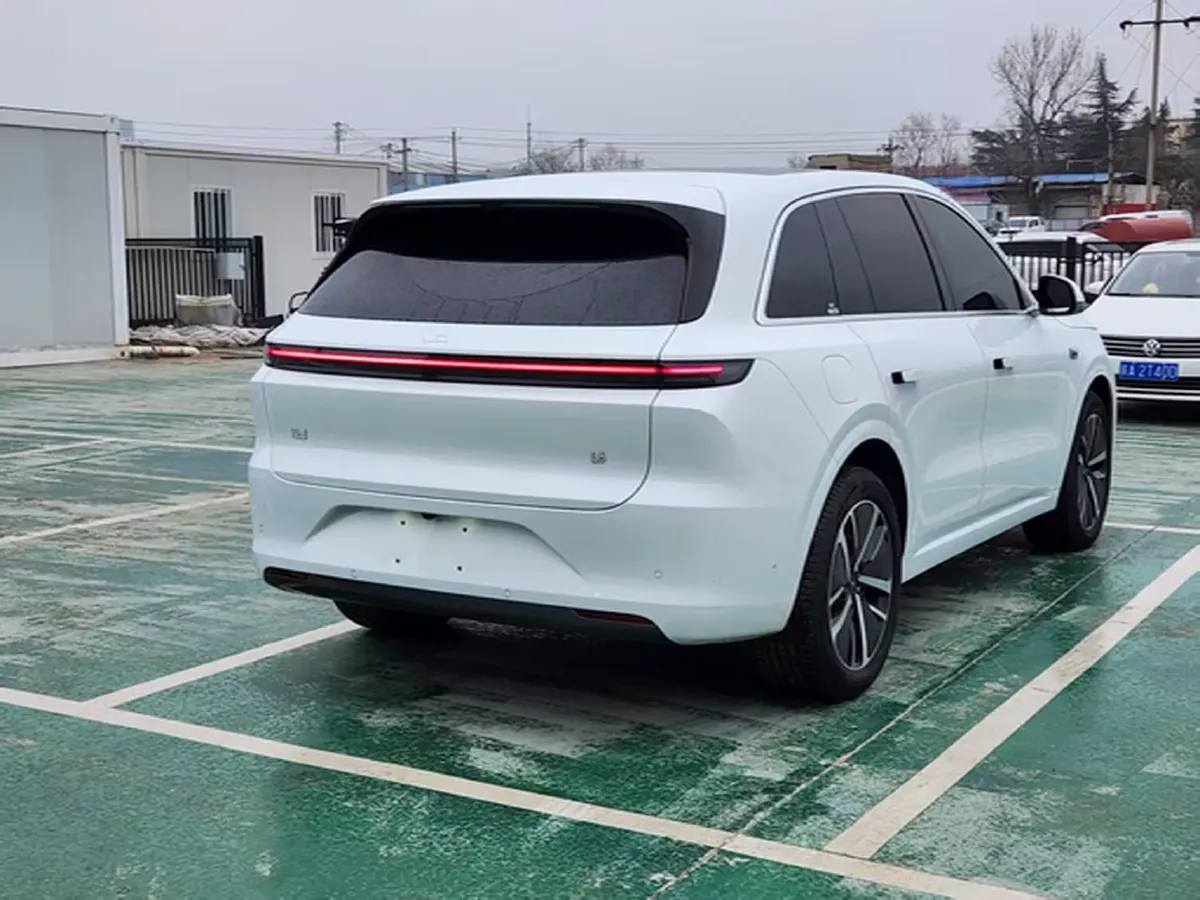 2025 Li L6 Range Extended 154HP L4 REEV,autocango,china used car exporter,china ev exporter,chinese used car exporter,chinese used ev exporter
