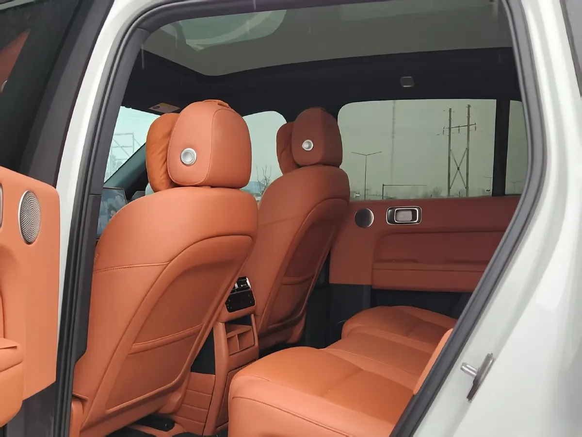 2025 Li L6 Range Extended 154HP L4 REEV,autocango,china used car exporter,china ev exporter,chinese used car exporter,chinese used ev exporter