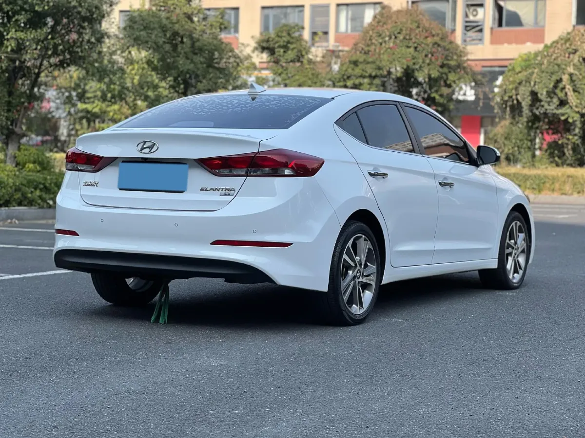 2016 Hyundai Elantra 1.6L 130HP L4 6AT,autocango,china used car exporter,china ev exporter,chinese used car exporter,chinese used ev exporter