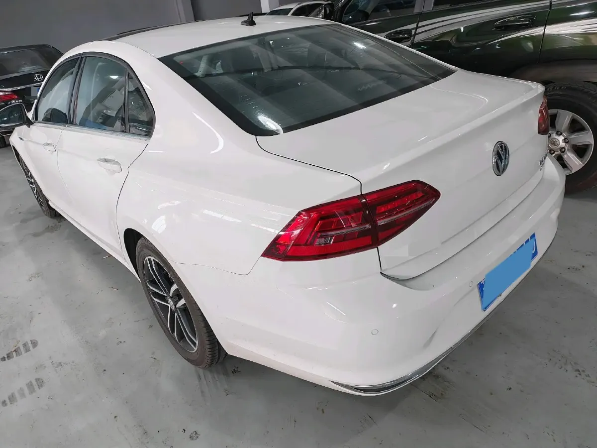2019 Volkswagen Passat 1.4T 150HP L4 7DCT,autocango,china used car exporter,china ev exporter,chinese used car exporter,chinese used ev exporter