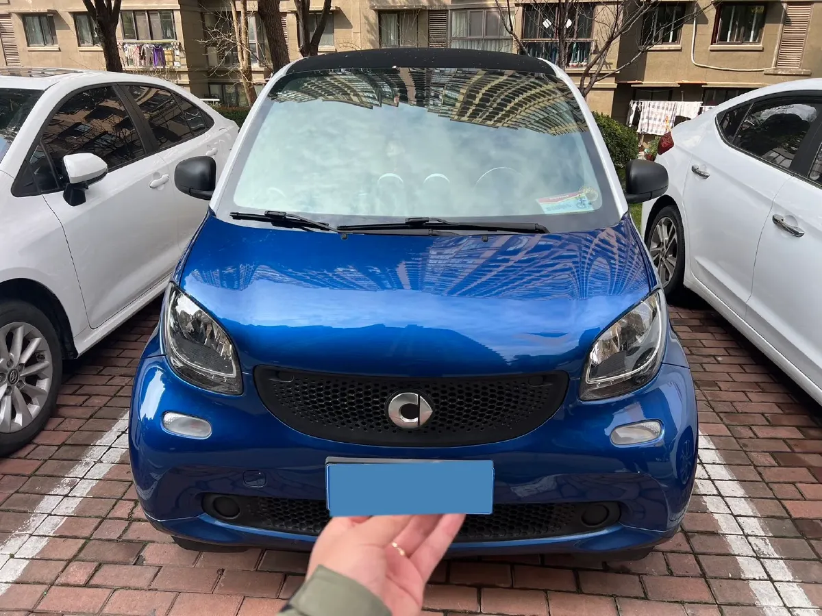 2015 Smart smart fortwo 1.0L 71HP L3 5AMT,autocango,china used car exporter,china ev exporter,chinese used car exporter,chinese used ev exporter