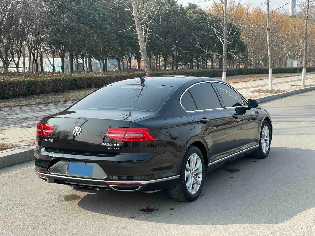 2019 Volkswagen Magotan 2.0T 186HP L4 7DCT,autocango,china used car exporter,china ev exporter,chinese used car exporter,chinese used ev exporter