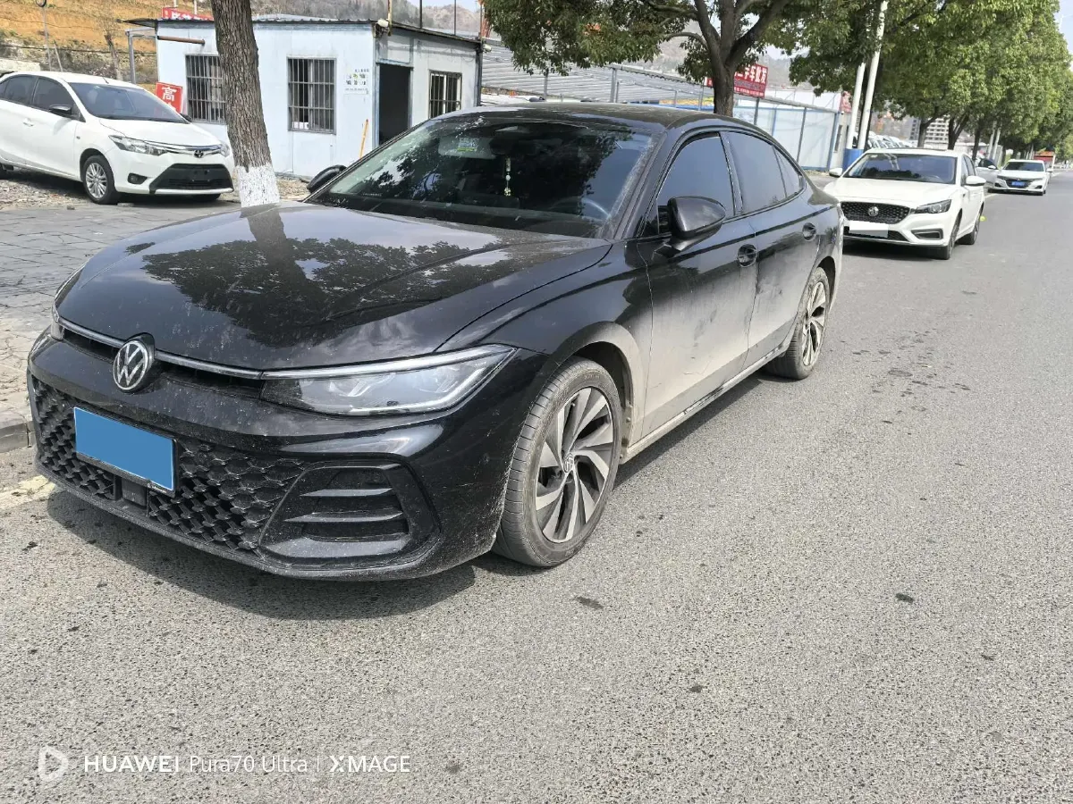 2025 Volkswagen Passat 2.0T 220HP L4 7DCT,autocango,china used car exporter,china ev exporter,chinese used car exporter,chinese used ev exporter