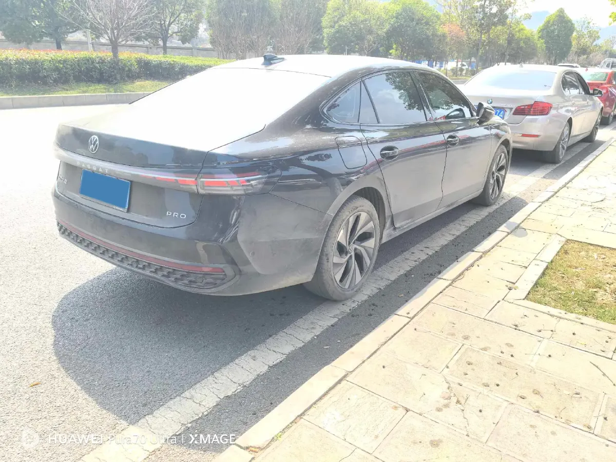 2025 Volkswagen Passat 2.0T 220HP L4 7DCT,autocango,china used car exporter,china ev exporter,chinese used car exporter,chinese used ev exporter