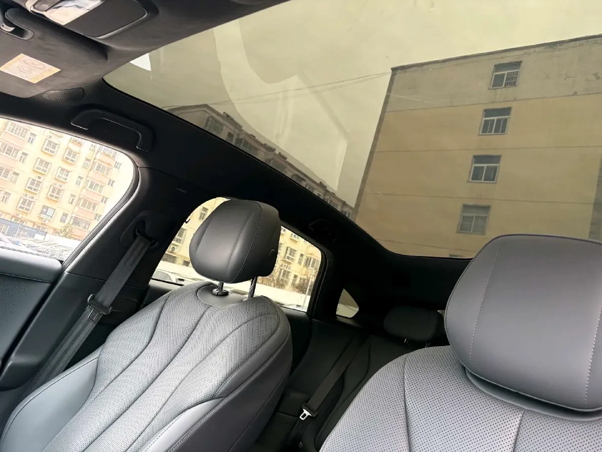 2024 Xpeng P7+ BEV 60.7KWH,autocango,china used car exporter,china ev exporter,chinese used car exporter,chinese used ev exporter