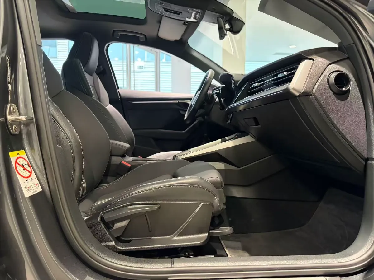 2023 Audi A3 1.4T 150HP L4 7DCT,autocango,china used car exporter,china ev exporter,chinese used car exporter,chinese used ev exporter