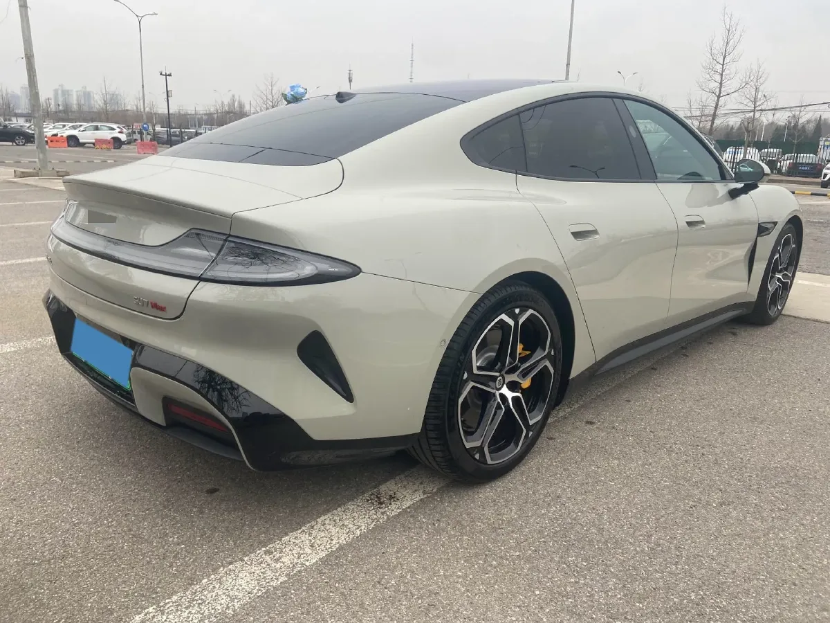 2024 MI SU7 BEV 101KWH,autocango,china used car exporter,china ev exporter,chinese used car exporter,chinese used ev exporter