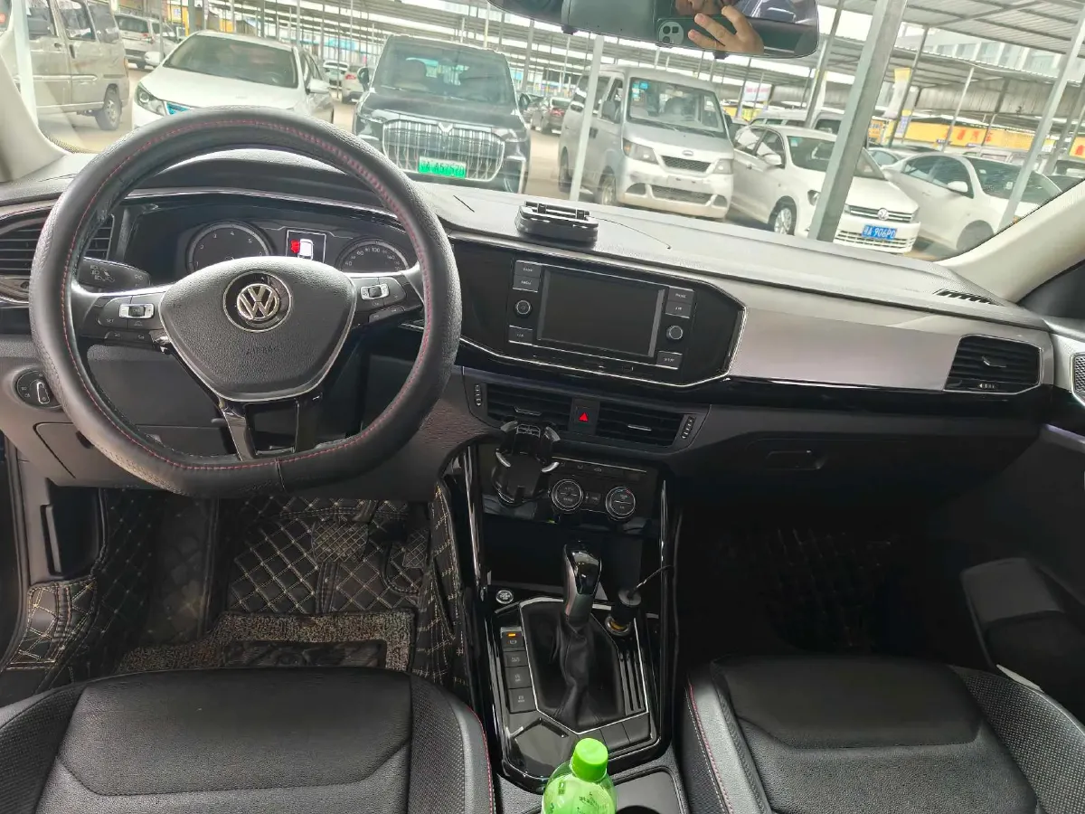 2019 Jeep Cherokee 2.0T 234HP L4 9AT,autocango,china used car exporter,china ev exporter,chinese used car exporter,chinese used ev exporter