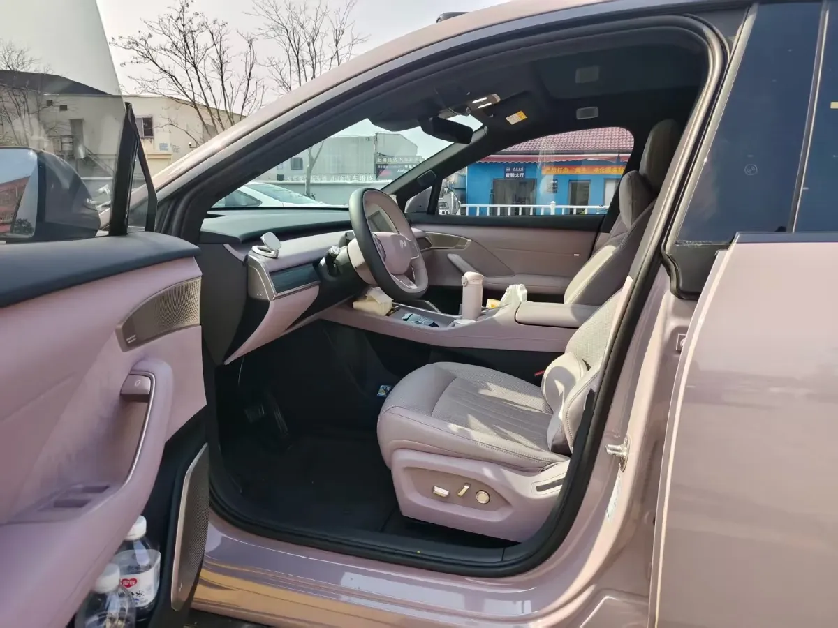 2024 ONVO L60 BEV 60KWH,autocango,china used car exporter,china ev exporter,chinese used car exporter,chinese used ev exporter