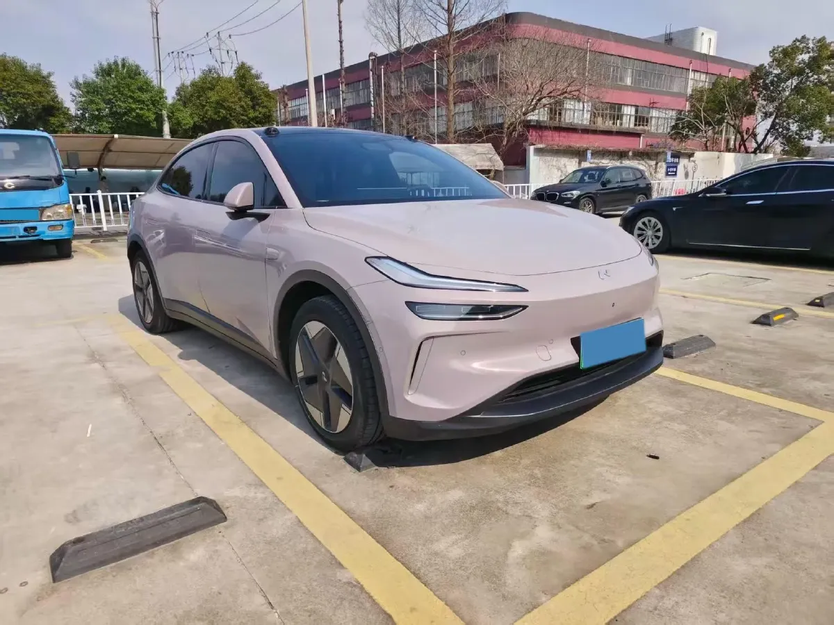 2024 ONVO L60 BEV 60KWH,autocango,china used car exporter,china ev exporter,chinese used car exporter,chinese used ev exporter