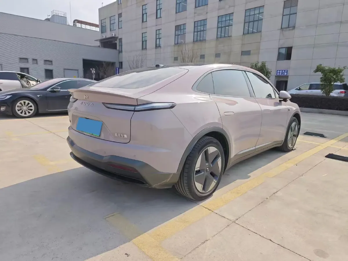 2024 ONVO L60 BEV 60KWH,autocango,china used car exporter,china ev exporter,chinese used car exporter,chinese used ev exporter