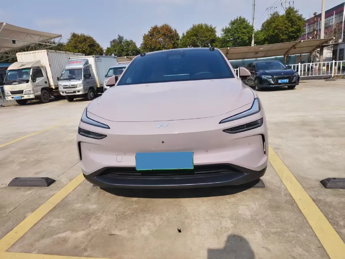 2024 ONVO L60 BEV 60KWH,autocango,china used car exporter,china ev exporter,chinese used car exporter,chinese used ev exporter