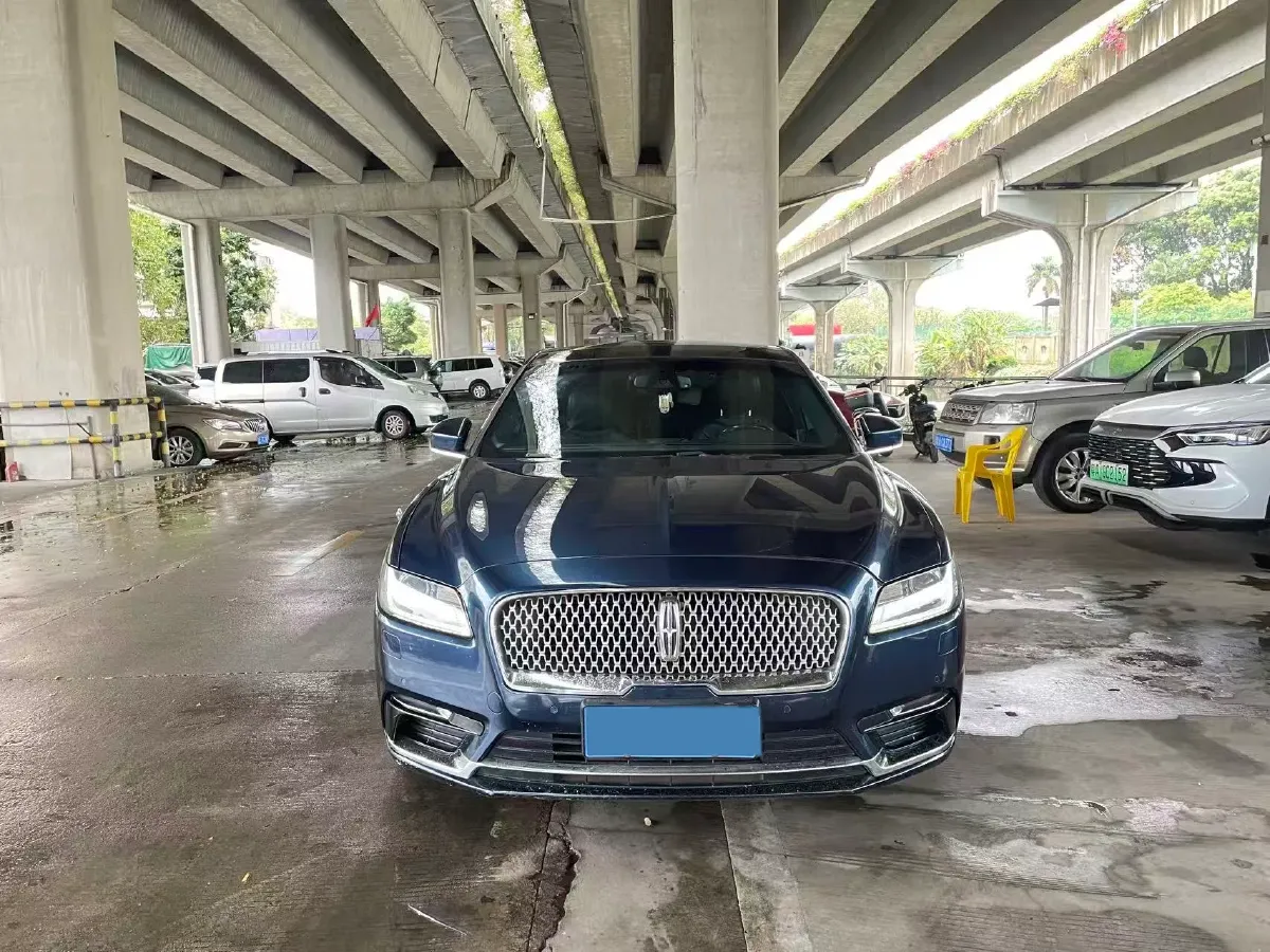 2017 Lincoln Continental 2.0T 261HP L4 6AT,autocango,china used car exporter,china ev exporter,chinese used car exporter,chinese used ev exporter