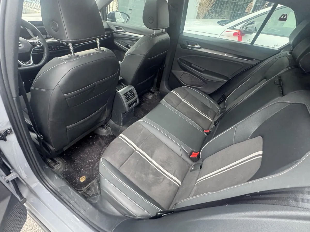 2023 Volkswagen Golf 1.4T 150HP L4 7DCT,autocango,china used car exporter,china ev exporter,chinese used car exporter,chinese used ev exporter