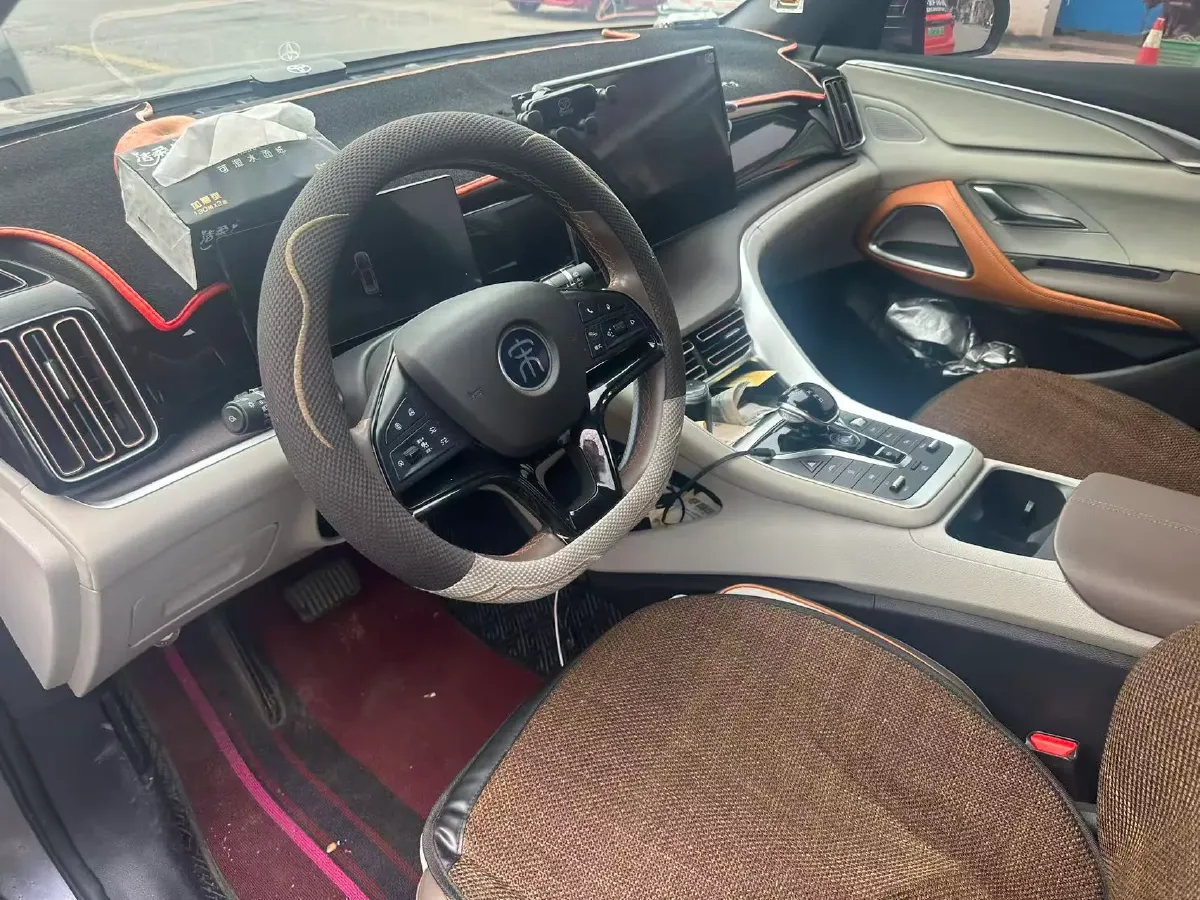 2022 Ruichi Auto EC31 BEV 41.932KWH,autocango,china used car exporter,china ev exporter,chinese used car exporter,chinese used ev exporter