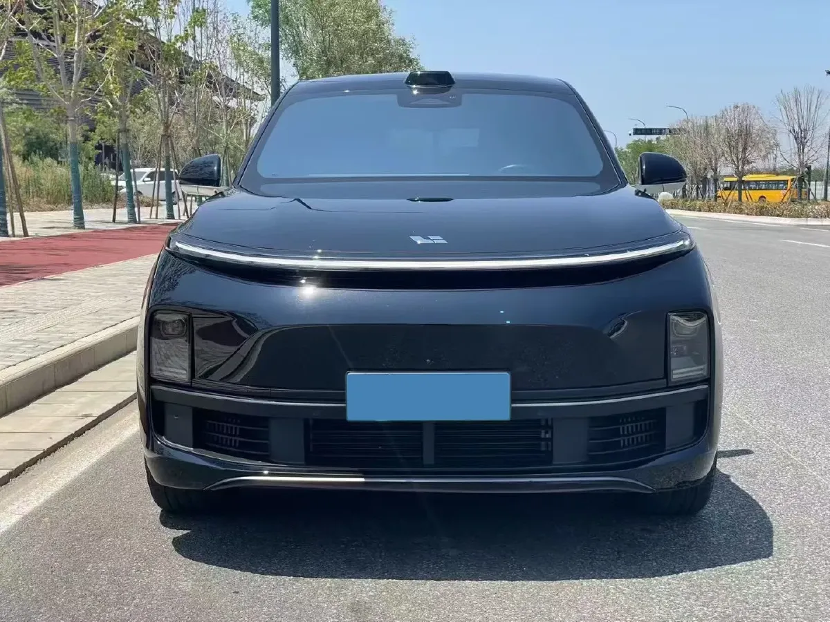 2022 Li L9 Range Extended 154HP REEV 42.6KWH,autocango,china used car exporter,china ev exporter,chinese used car exporter,chinese used ev exporter