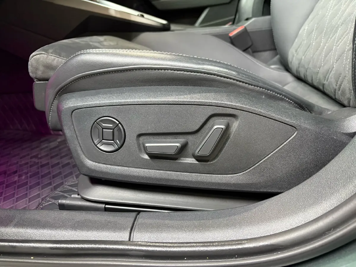 2022 Audi A3 1.4T 150HP L4 7DCT,autocango,china used car exporter,china ev exporter,chinese used car exporter,chinese used ev exporter