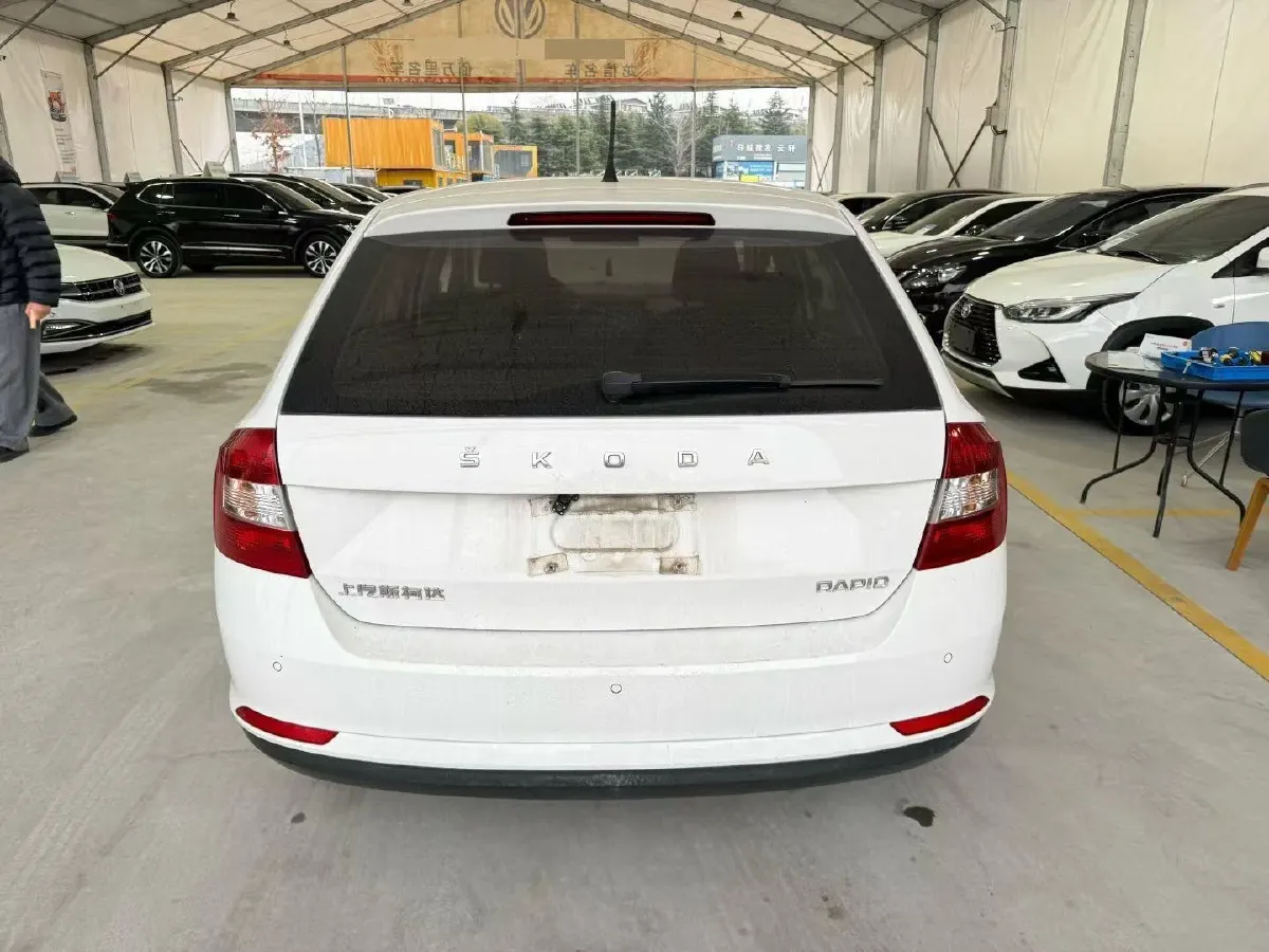 2019 Skoda Rapid Spaceback 1.5L 110HP L4 6AT,autocango,china used car exporter,china ev exporter,chinese used car exporter,chinese used ev exporter