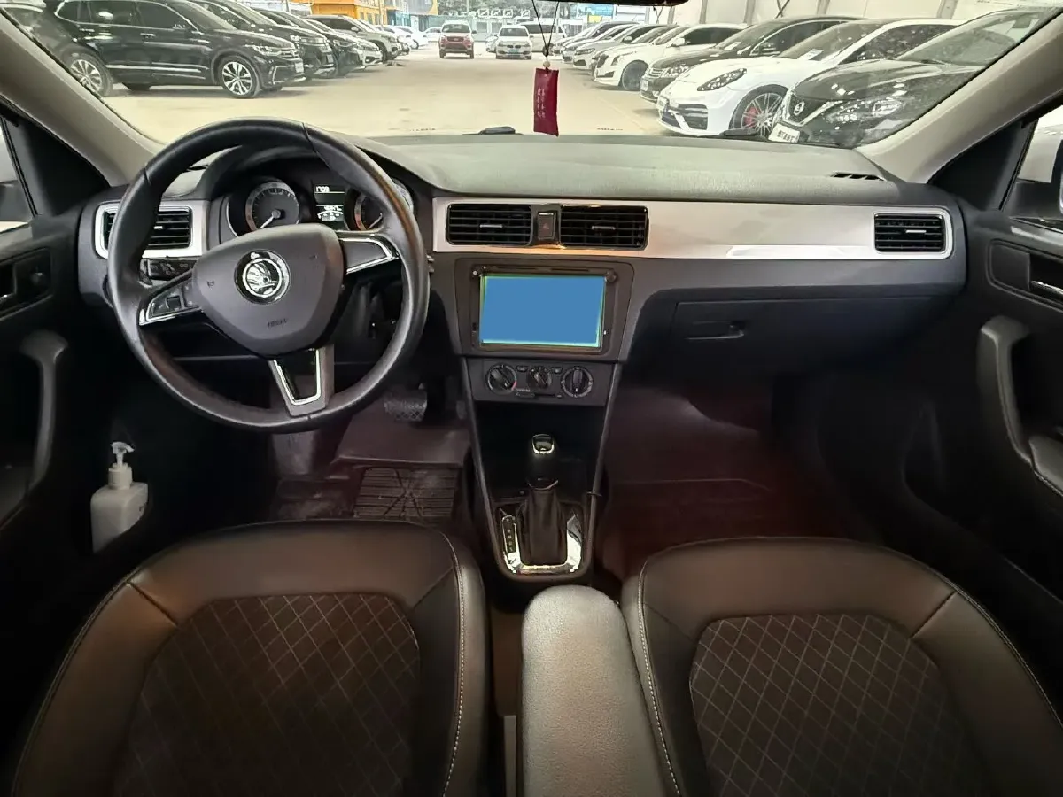 2019 Skoda Rapid Spaceback 1.5L 110HP L4 6AT,autocango,china used car exporter,china ev exporter,chinese used car exporter,chinese used ev exporter