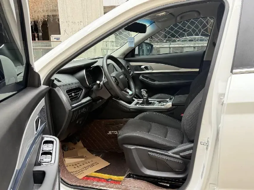 2021 Jetour X70 1.5T 156HP L4 6MT,autocango,china used car exporter,china ev exporter,chinese used car exporter,chinese used ev exporter