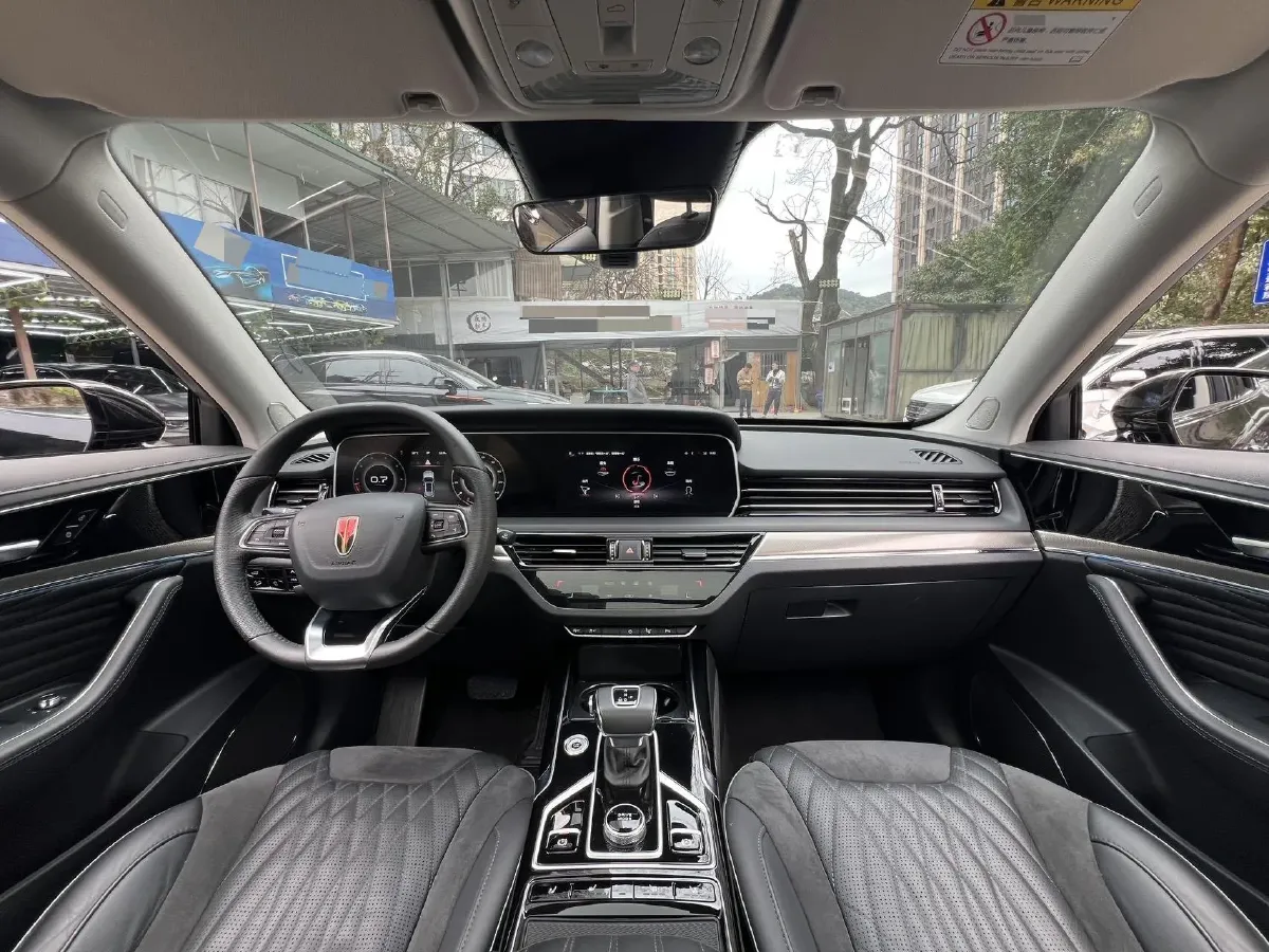 2022 HongQi HS5 2.0T 224HP L4 6AT,autocango,china used car exporter,china ev exporter,chinese used car exporter,chinese used ev exporter