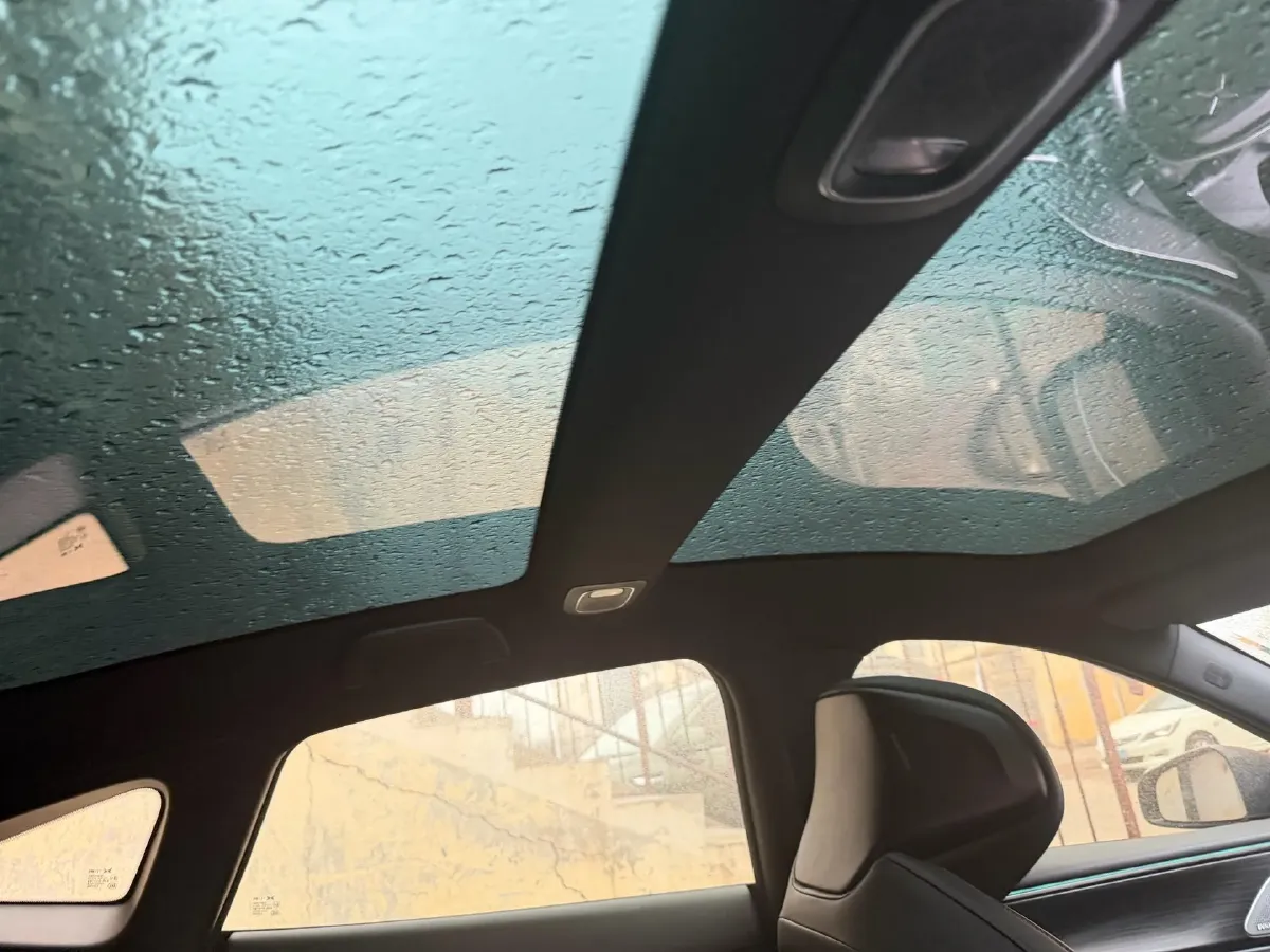 2021 Xpeng P7 BEV 83.1KWH,autocango,china used car exporter,china ev exporter,chinese used car exporter,chinese used ev exporter