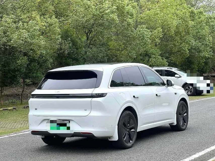 2024 Li L6 Range Extended 154HP L4 REEV 36.8KWH,autocango,china used car exporter,china ev exporter,chinese used car exporter,chinese used ev exporter