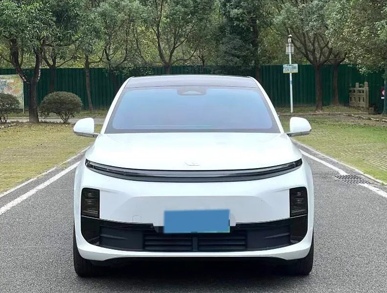 2024 Li L6 Range Extended 154HP L4 REEV 36.8KWH,autocango,china used car exporter,china ev exporter,chinese used car exporter,chinese used ev exporter