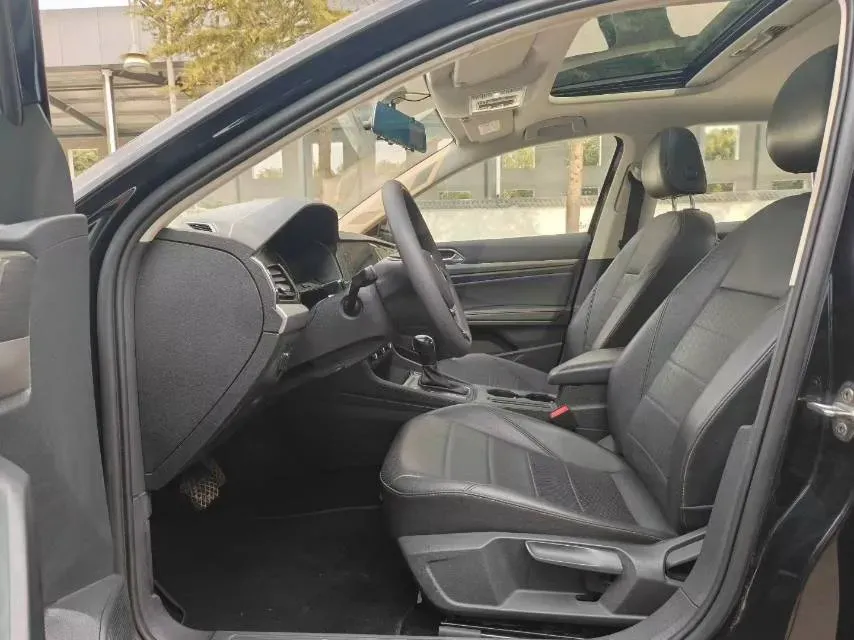 2019 Volkswagen Lavida 1.2T 116HP L4 7DCT,autocango,china used car exporter,china ev exporter,chinese used car exporter,chinese used ev exporter